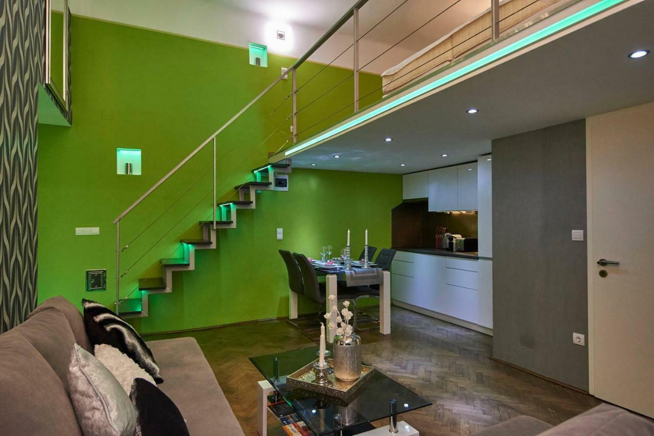 Feel Different Apartment Budapest Esterno foto